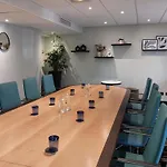 巴黎凡尔赛门展览中心美居酒店