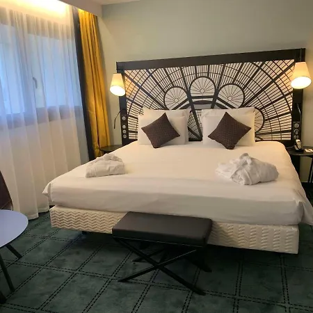 Hotel Mercure Paris Porte De Versailles Expo 4*
