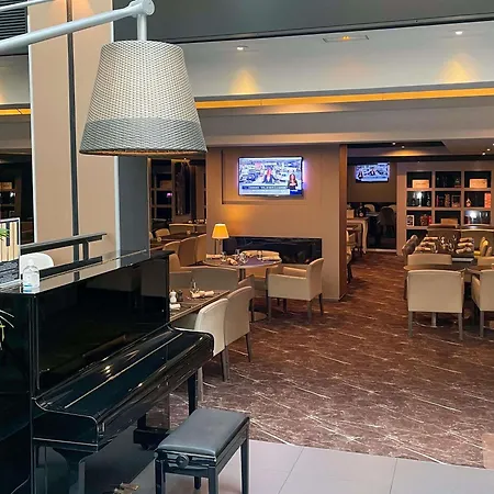 Mercure Paris Porte De Versailles Expo 4* Vanves