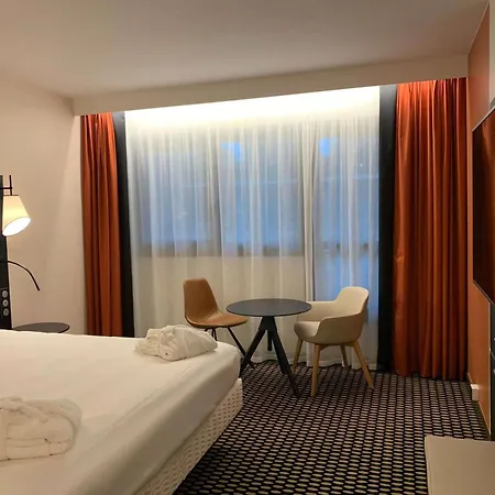 Mercure Paris Porte De Versailles Expo Отель