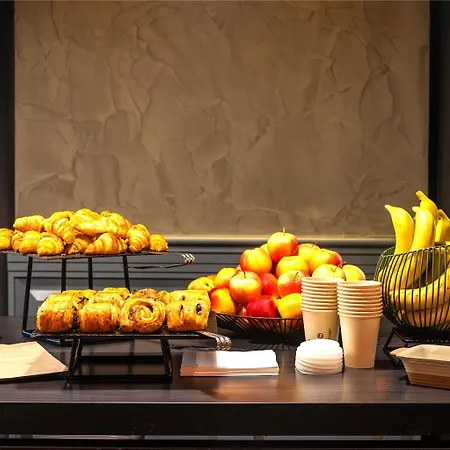 Hotel Mercure Paris Porte De Versailles Expo Vanves