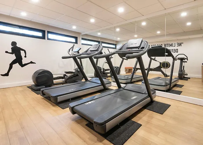 Mercure Paris Porte De Versailles Expo 4* Vanves