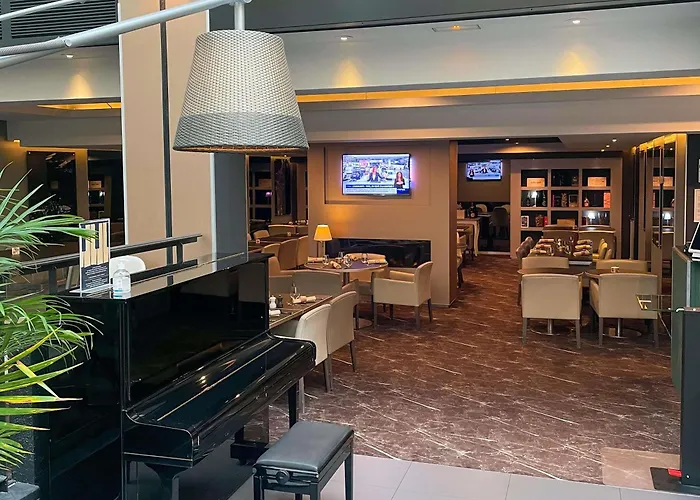 Mercure Paris Porte De Versailles Expo 4* Vanves